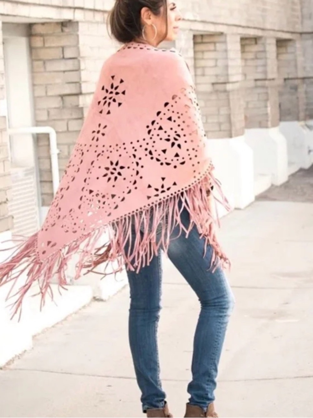 L&B Dusty Pink Laser-Cut Fringe Shawl Wrap